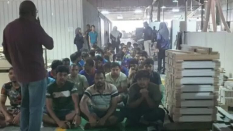 মালয়েশিয়ার তিন কারখানায় অভিযান, আটক ১৫৫ বাংলাদেশি