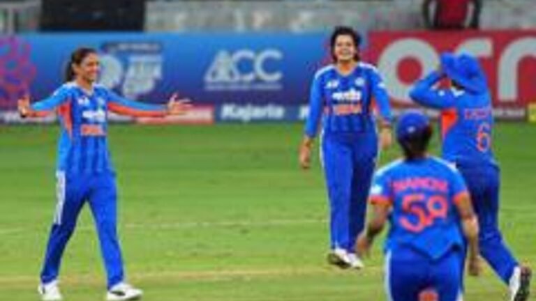 এশিয়া কাপে আরো একবার ভূলুণ্ঠিত ক্রিকেটের সৌজন্য