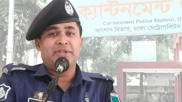 অডিও ভাইরাল হওয়া ক্যান্টনমেন্ট থানার সাবেক ওসি রাকিবুল গ্রেপ্তার