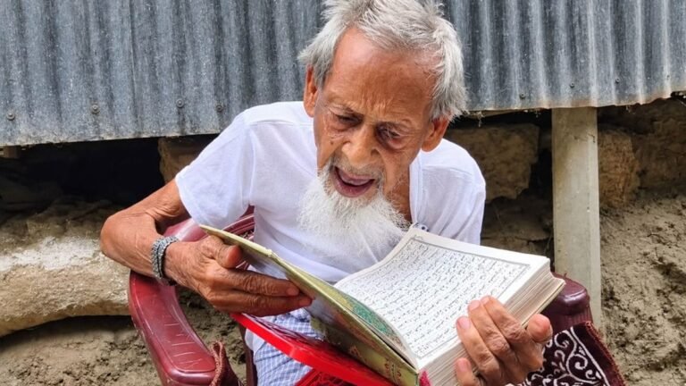 ব্রিটিশ-পাকিস্তান ও ভাষা আন্দোলনের সাক্ষী আব্বাস, ১২৩ বছরেও চশমা ছাড়াই পড়েন কোরআন