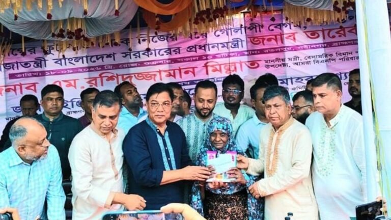 শাহবাগের ফুটপাত থেকে নিজের ঘরে গোলাপি বেগম