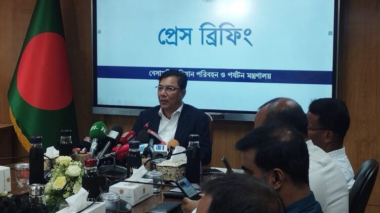 এয়ারবাসের ১০টি উড়োজাহাজ কিনছে সরকার, চুক্তি অক্টোবরে: বিমানমন্ত্রী