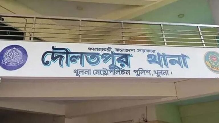 খুলনায় প্রকাশ্যে শ্রমিককে গুলি করে হত্যা