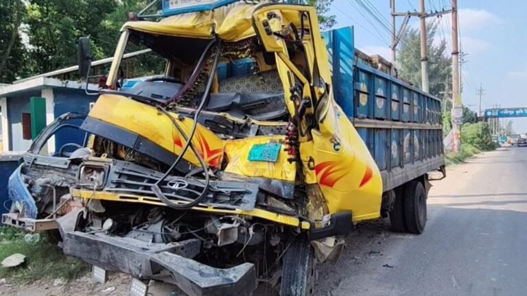 বাড়িতে মেয়ের বিয়ের ডামাডোল, সড়কে প্রাণ গেল বাবার