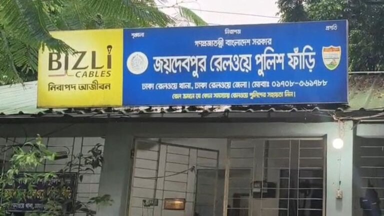 গাজীপুরে পৃথক স্থানে রেললাইনে দুই মরদেহ