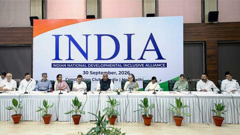 ভারতে প্রধান নির্বাচন কমিশনারের পদত্যাগের দাবিতে দেশজুড়ে আন্দোলনের ডাক ইন্ডিয়া জোটের