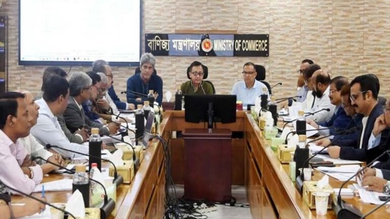 শিল্পকারখানায় সরাসরি বিনিয়োগ করবে না সরকার
