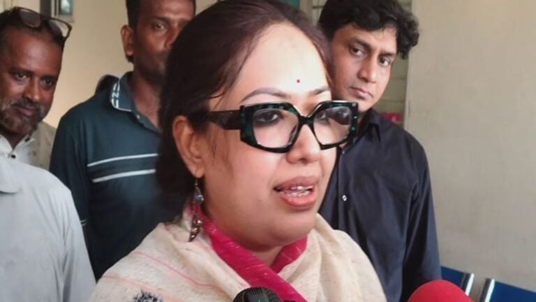 নাগরিকরা যেকোনো সময় দেশ ছাড়তে পারেন, ঢুকতেও পারেন