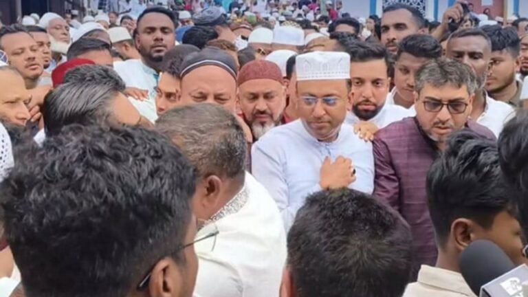 সিলেটে পররাষ্ট্র প্রতিমন্ত্রীর বক্তব্য নিতে গিয়ে হেনস্থার শিকার সাংবাদিকেরা