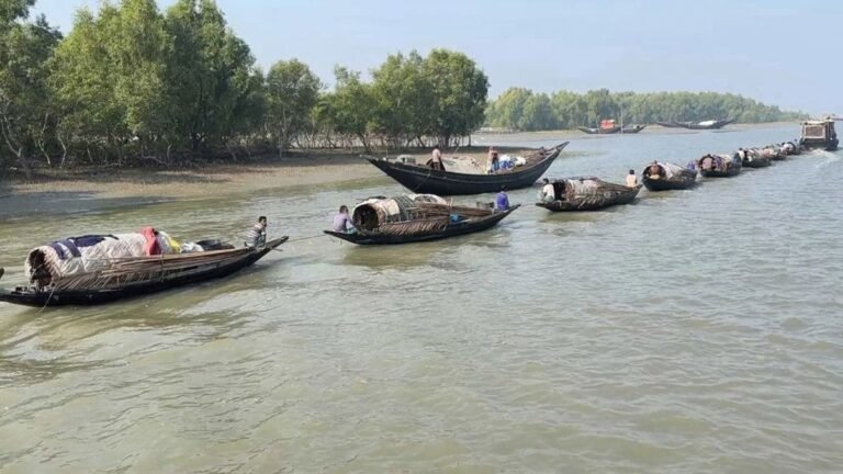 সুন্দরবনে ২১ জেলে নিখোঁজ, চার দিনেও মেলেনি সন্ধান