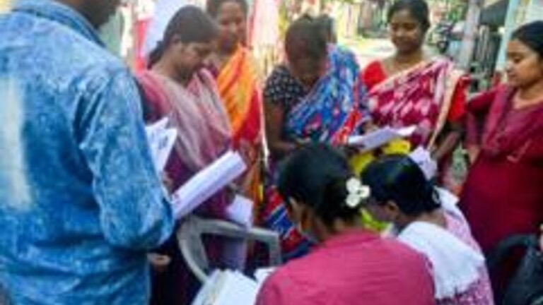 পশ্চিমবঙ্গের ভোটার তালিকায় নাম ফেরাতে কীভাবে চলছে ট্রাইবুনালের কাজ?