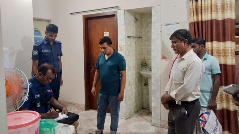 ভিক্ষুকের ছদ্মবেশে ফ্ল্যাটে ঢুকে বৃদ্ধাকে হাতুড়িপেটা, সোনার চেইন ছিনতাই
