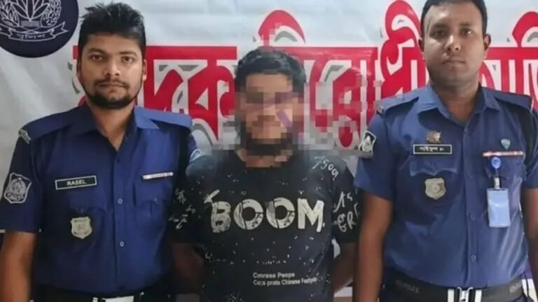 মাদরাসাছাত্রকে যৌন নিপীড়নের অভিযোগে শিক্ষক গ্রেফতার