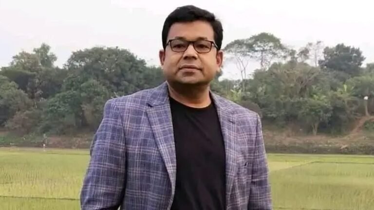 আসছে মনির খানের ‘মা’