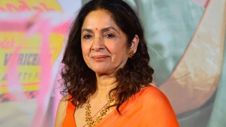 ‘মানুষ বলতে শুরু করল—ষাটের কোঠায় এসে আমি অন্তঃসত্ত্বা’