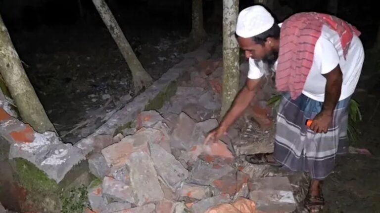 কিছুই করতে না পেরে কবর খুঁড়ে বাবা-দাদির কঙ্কাল সরিয়ে নিলেন নিজাম