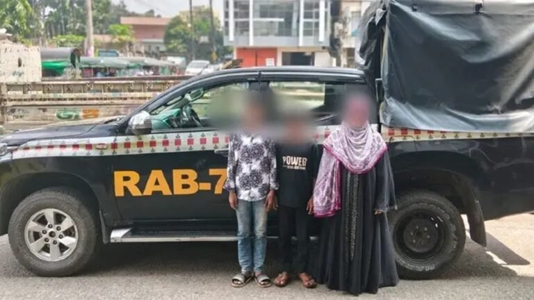 দুই শিশুর পেটে ইয়াবা, চট্টগ্রামে নারী আটক