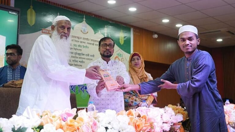 ধর্মীয় নেতা, সেবাকর্মীদের রাষ্ট্রীয় সম্মানীতে ১ হাজার ১০০ কোটি টাকা বরাদ্দ: ধর্মমন্ত্রী