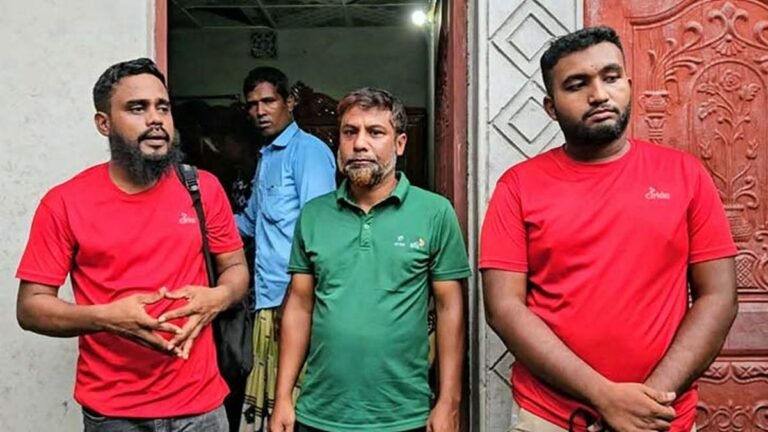 পঞ্চগড়ে সিম বিক্রির আড়ালে প্রতারণা, ভুয়া ব্র্যান্ড প্রোমোটার আটক