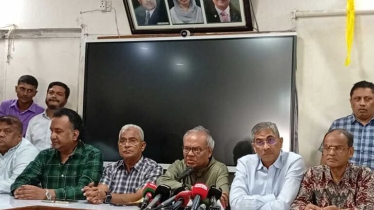 অন্যান্য দেশের তুলনায় বাংলাদেশে জ্বালানি তেলের দাম অনেক কম: রিজভী