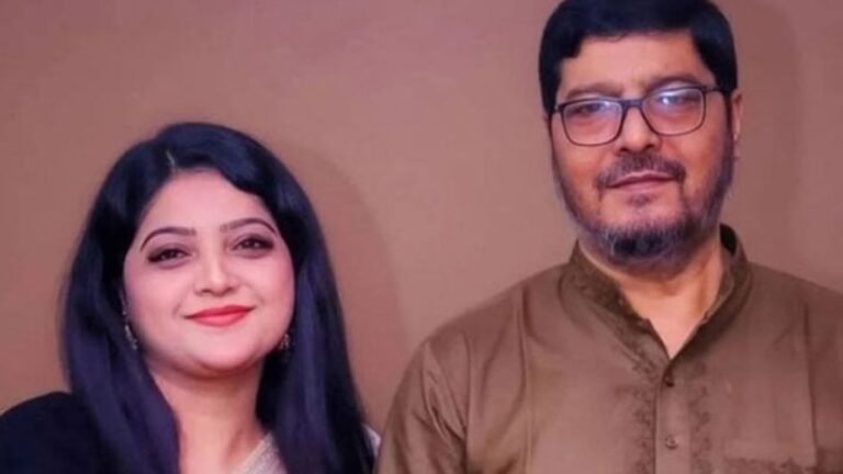 বাবা হারালেন সংগীতশিল্পী সালমা