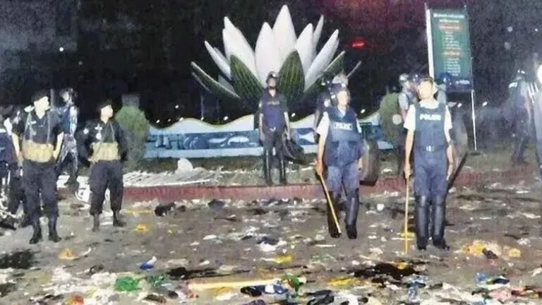 হাসিনাসহ পলাতক ৩০ আসামির পক্ষে রাষ্ট্রীয় খরচে আইনজীবী নিয়োগের নির্দেশ