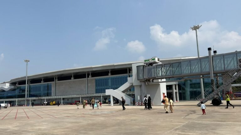 নতুন টার্মিনাল, দেশের দীর্ঘতম রানওয়ে নিয়ে আন্তর্জাতিক ফ্লাইটের অপেক্ষায় কক্সবাজার