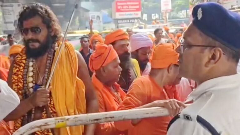 কলকাতায় বাংলাদেশ ডেপুটি হাইকমিশন ঘেরাওয়ের চেষ্টা, উত্তেজনা
