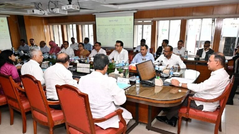 জনগণের অর্থের প্রতিটি পয়সা দেশের স্বার্থে ব্যয় করতে হবে: প্রধানমন্ত্রী