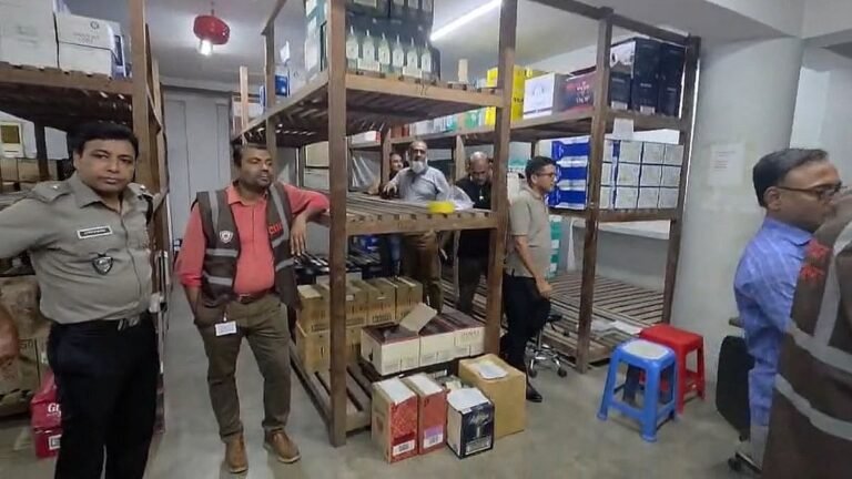 সালমান মুক্তাদিরের শ্বশুরের ওয়্যারহাউস সিলগালা