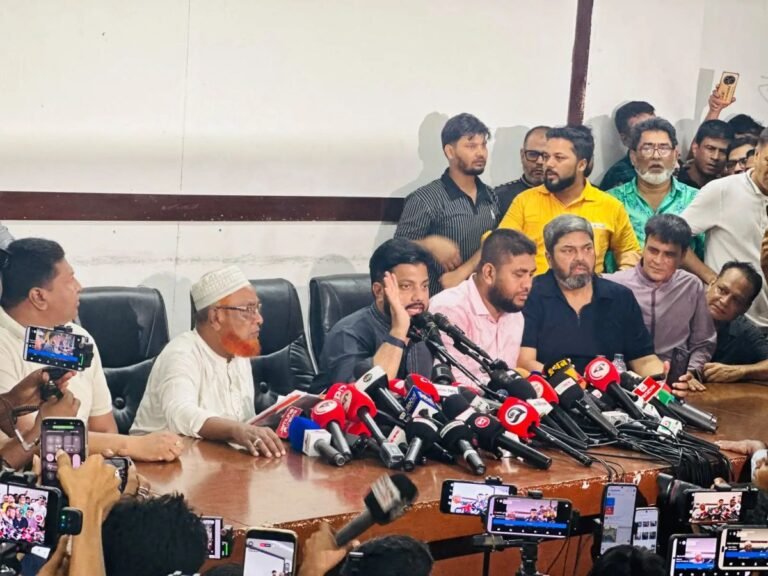 প্রতিমন্ত্রীর পদ থেকে স্বেচ্ছায় অব্যাহতি চেয়েছি: ইশরাক হোসেন