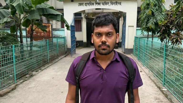 মা গৃহপরিচারিকা, থাকেন ভাড়া বাসায়, স্থায়ী ঠিকানা না থাকায় আটকে গেল শিক্ষক পদে নিয়োগ
