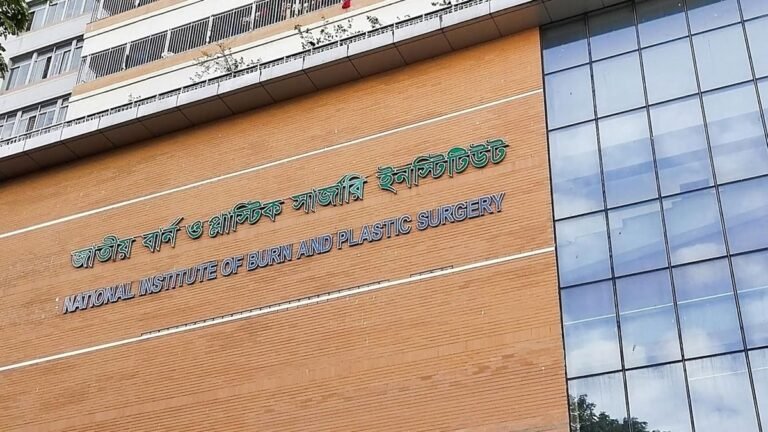 মাদ্রাসার ছাদে বিদ্যুতায়িত ও দগ্ধ পাঁচ ছাত্রীর ৩ জনই মারা গেল