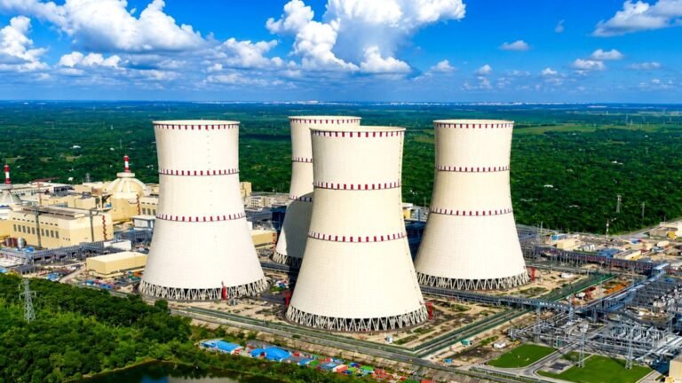 আজ রাতেই আসছে রূপপুরের পারমাণবিকের জ্বালানি